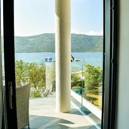 Sky Aparthotel